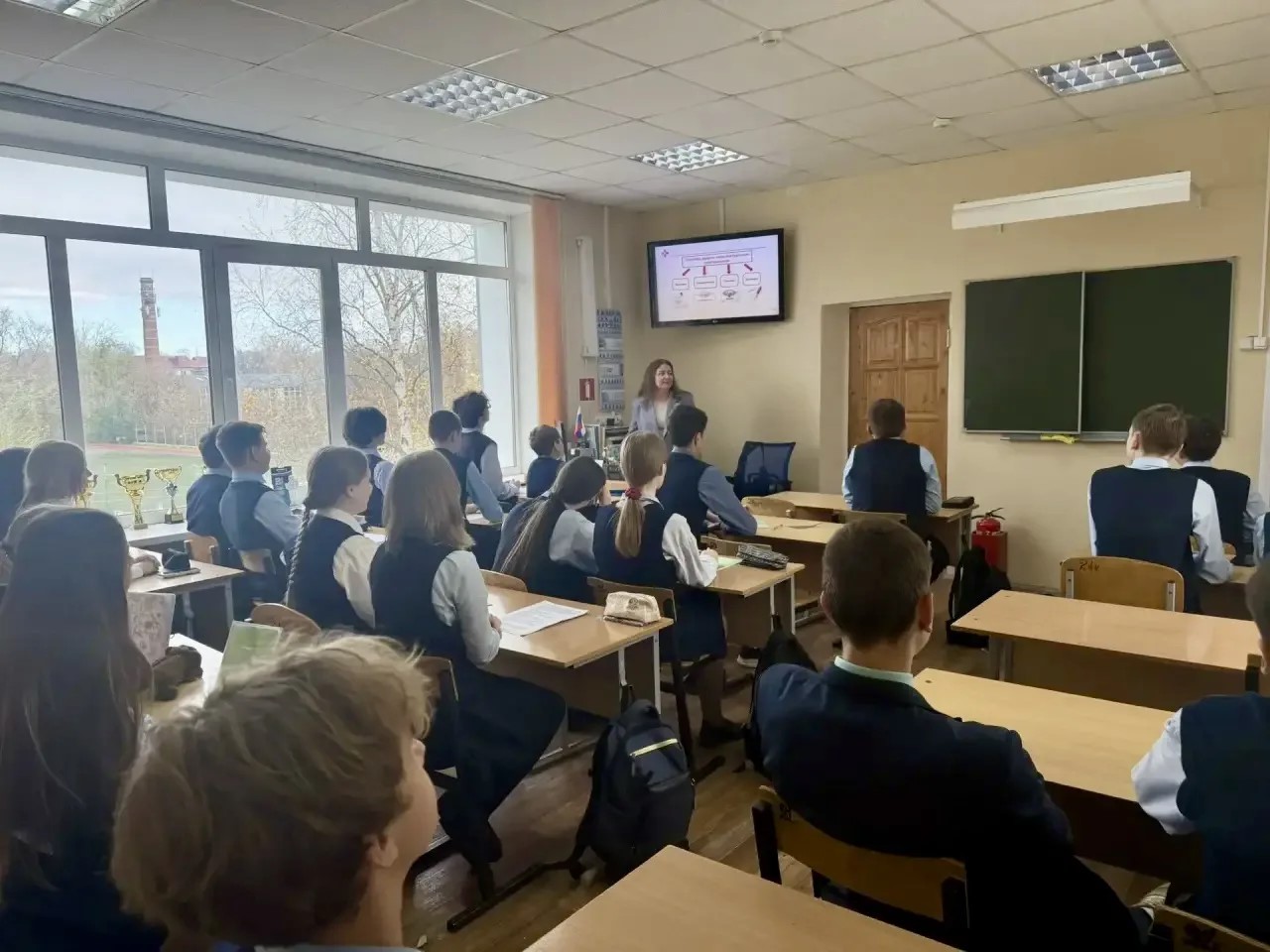 Урок по интеллектуальной собственности для учеников школы № 24